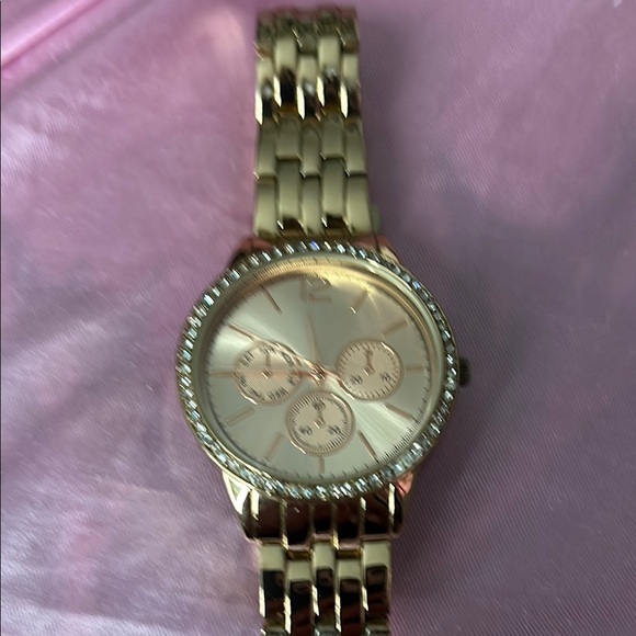 Elegant Gold plated Women's Watch - Picture 1 of 1